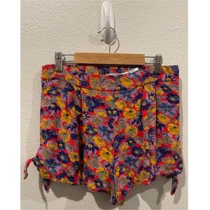 KIMCHI BLUE Multicolor Floral Knot Sides Shorts